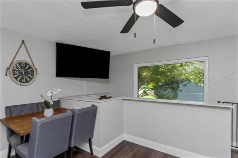 733 1/2 New Jersey Street Clearwater FL 33756