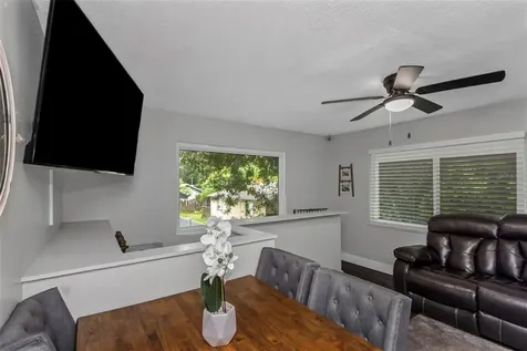 733 1/2 New Jersey Street Clearwater FL 33756