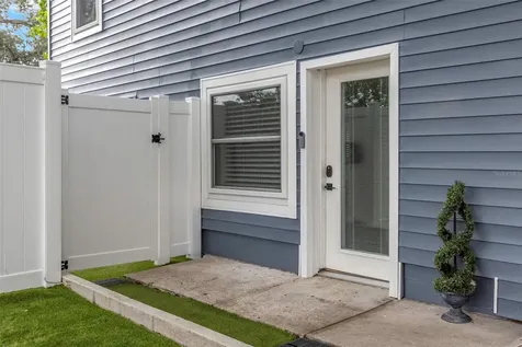 733 1/2 New Jersey Street Clearwater FL 33756
