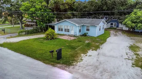 733 1/2 New Jersey Street Clearwater FL 33756
