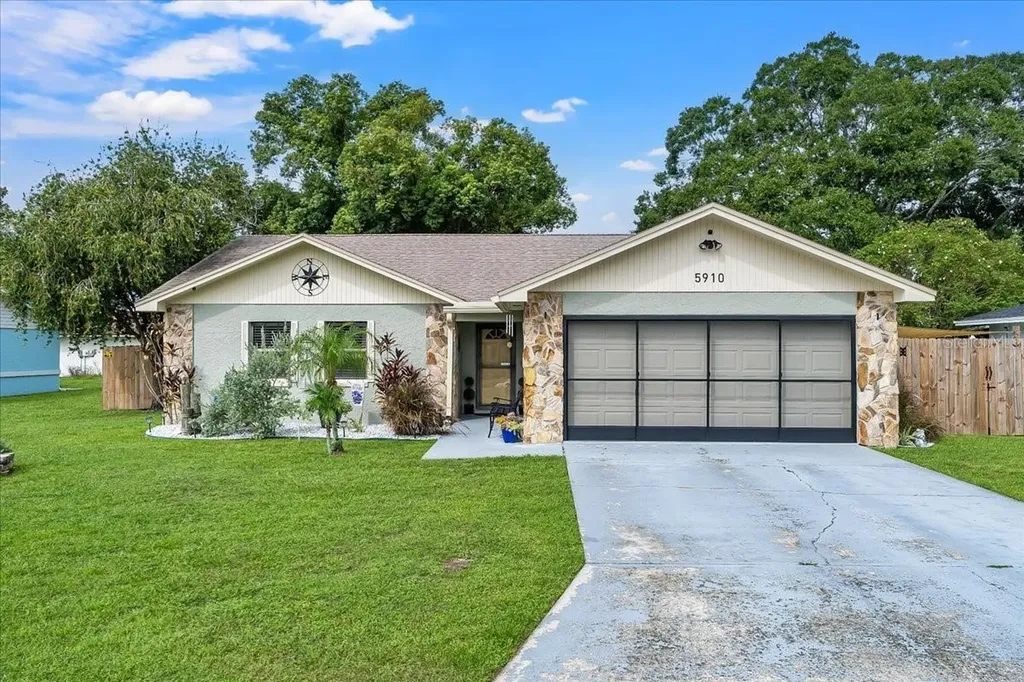 5910 N Fork Court Lakeland FL 33809