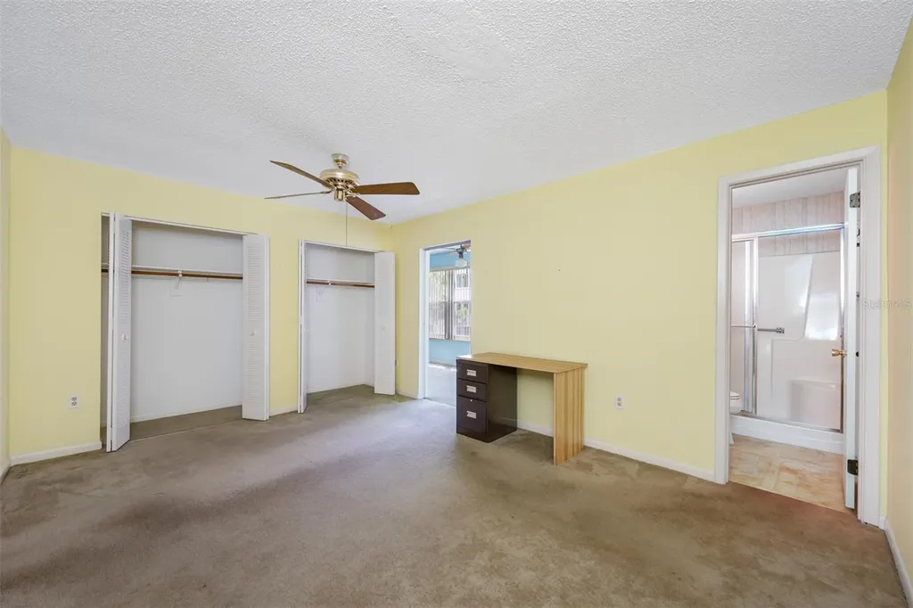 5521 80th Street N St Petersburg FL 33709