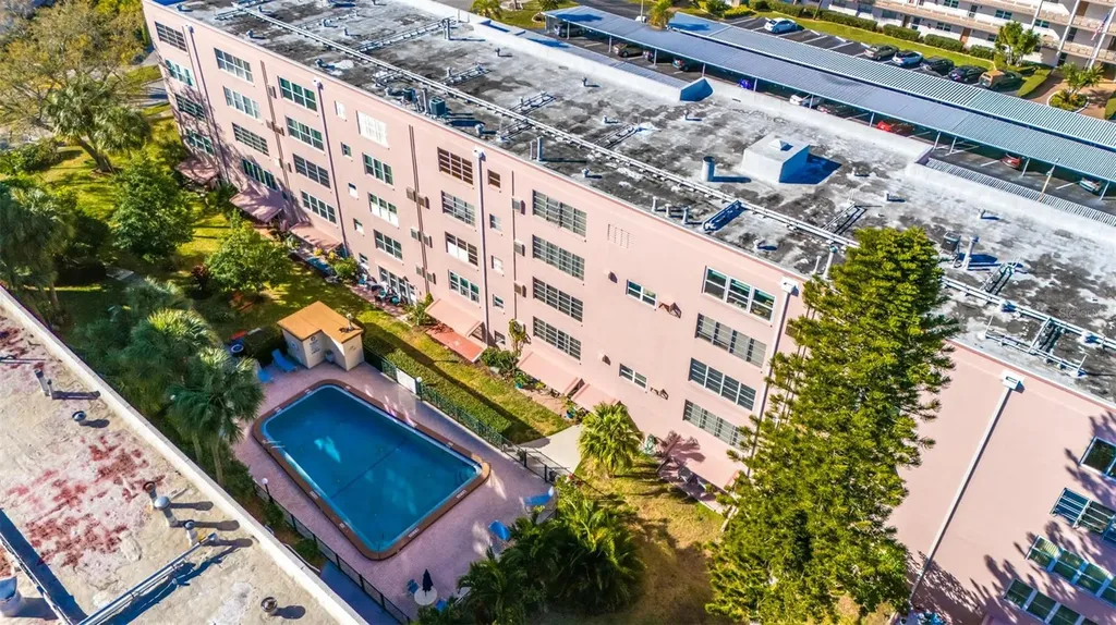 5521 80th Street N St Petersburg FL 33709