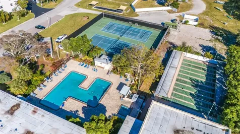 5521 80th Street N St Petersburg FL 33709