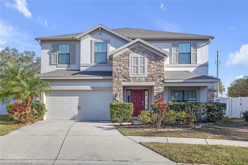 4744 Woods Landing Lane Tampa FL 33619