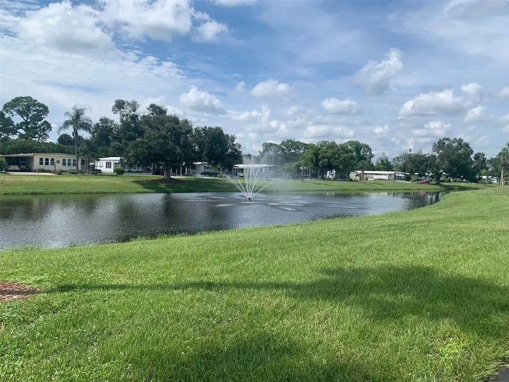 235 Estrada North Port FL 34287