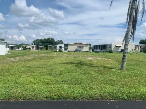 235 Estrada North Port FL 34287