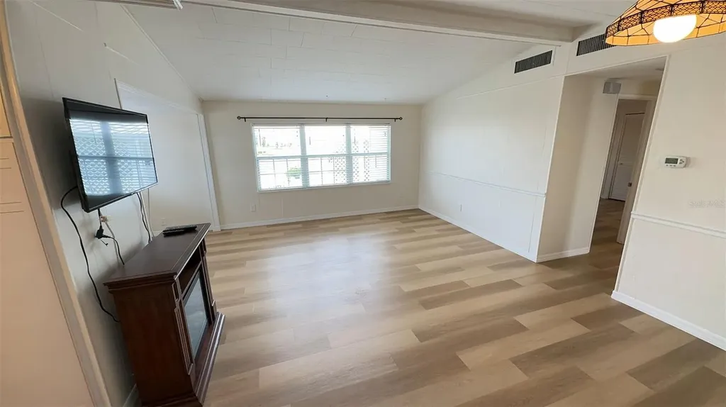 4851 W Gandy Boulevard Tampa FL 33611