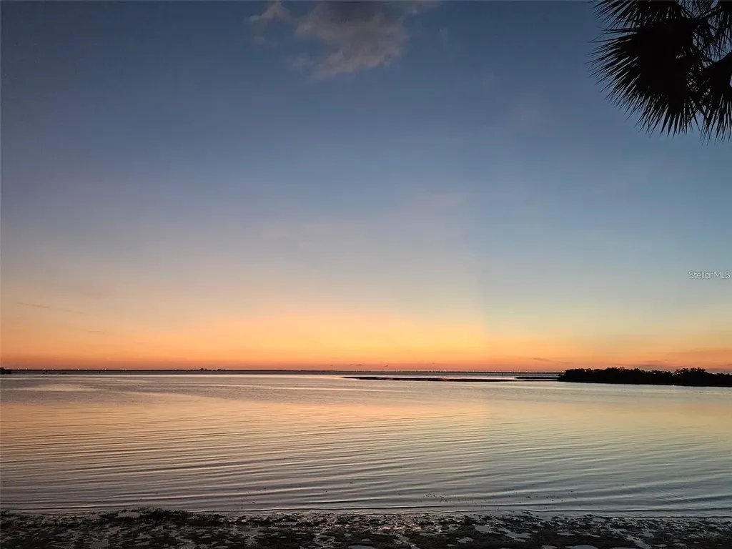 4851 W Gandy Boulevard Tampa FL 33611