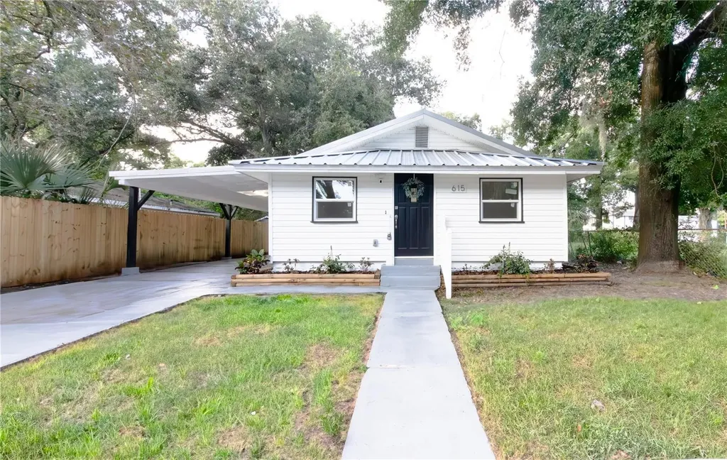 615 Adams Street Lakeland FL 33815