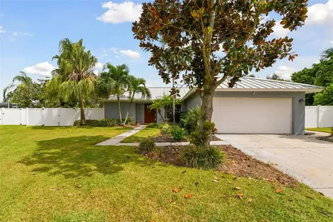 6710 17th Avenue W Bradenton FL 34209