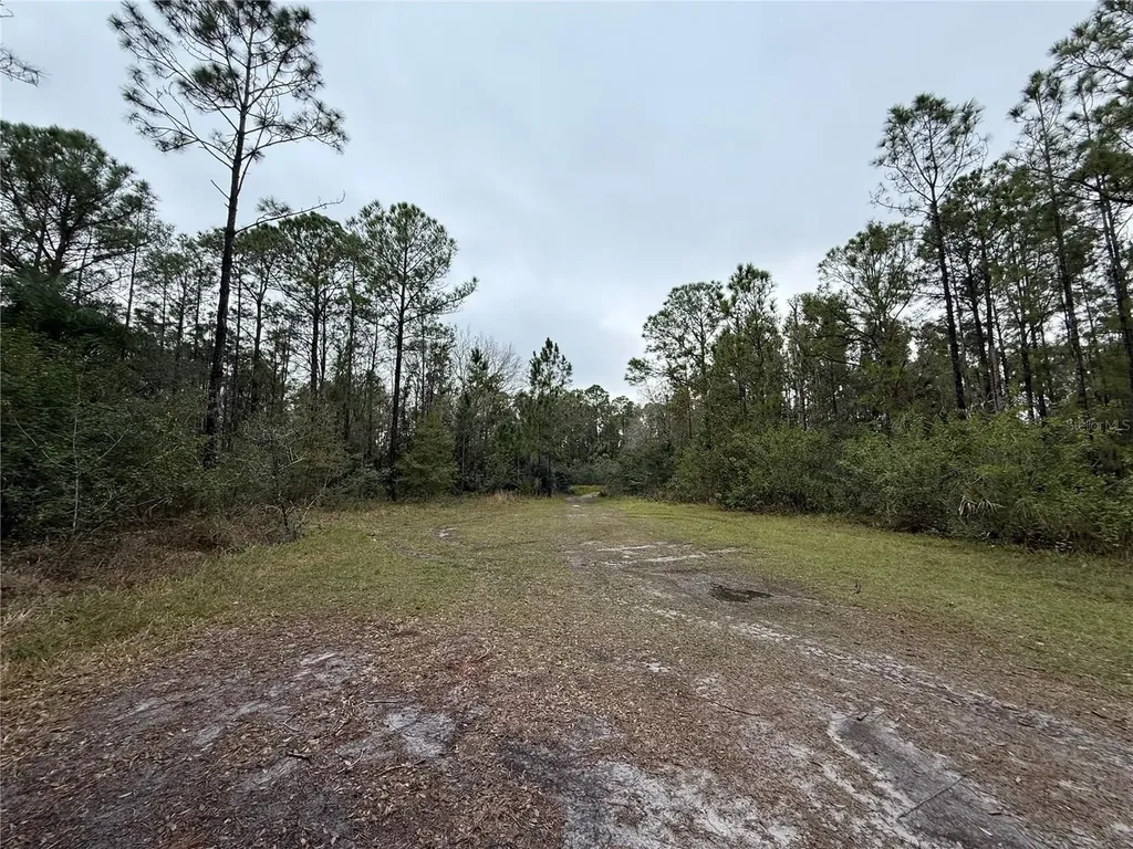 1012 Indian Lake Drive Indian Lake Estates FL 33855