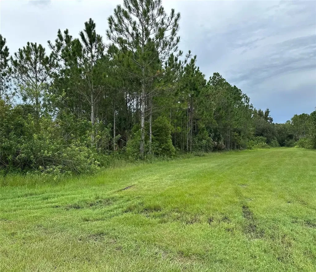 1012 Indian Lake Drive Indian Lake Estates FL 33855