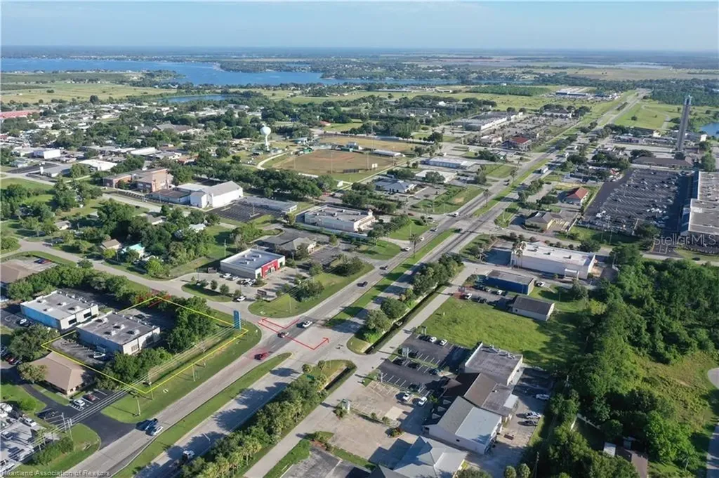 346 E Royal Palm Street Lake Placid FL 33852