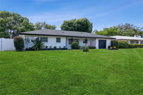 2340 Sunnyside Lane Sarasota FL 34239