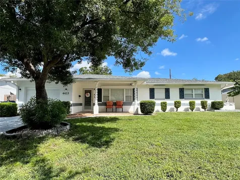 4433 32nd Avenue N St Petersburg FL 33713