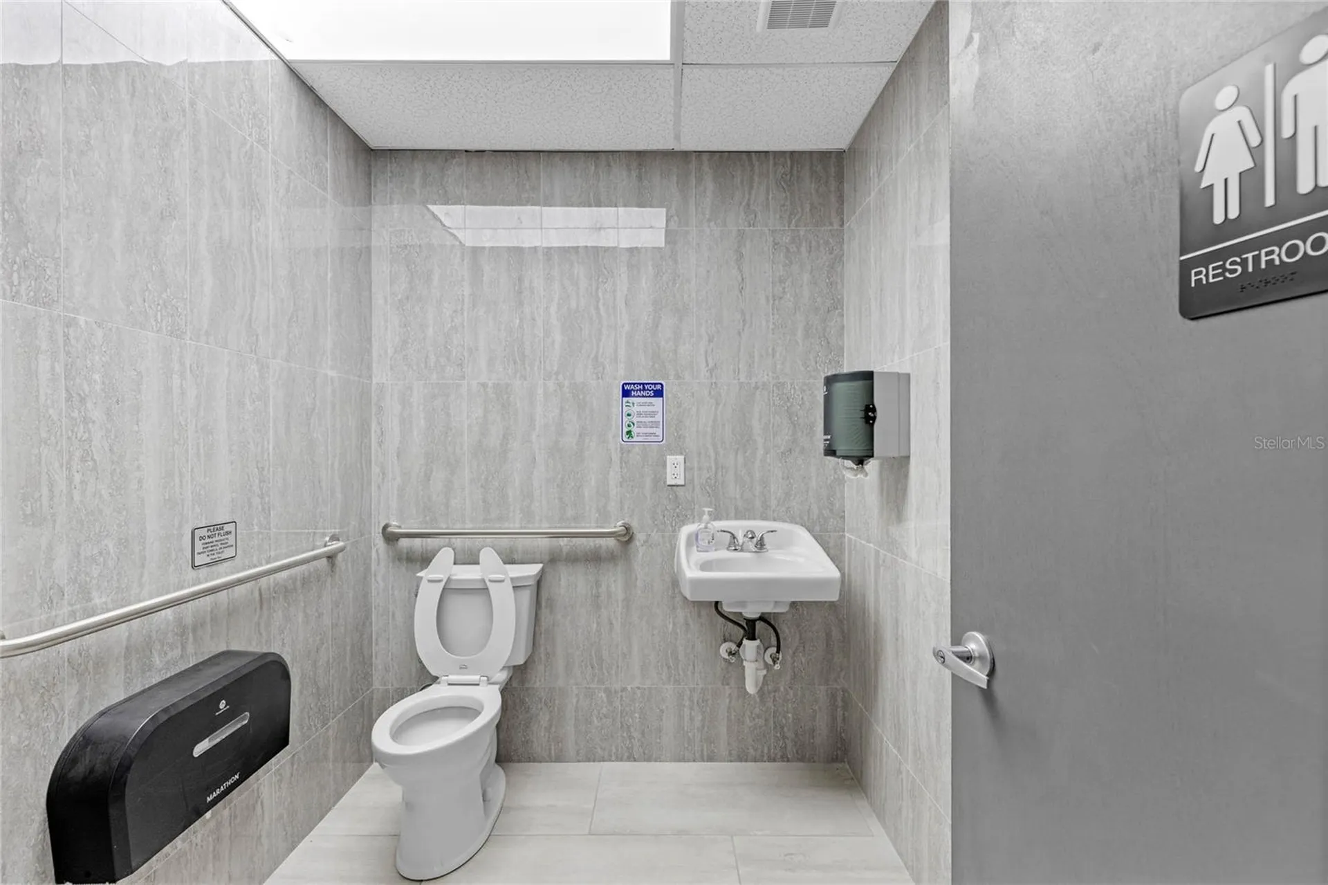 901 N Grove Street / Sr 19 Eustis FL 32726