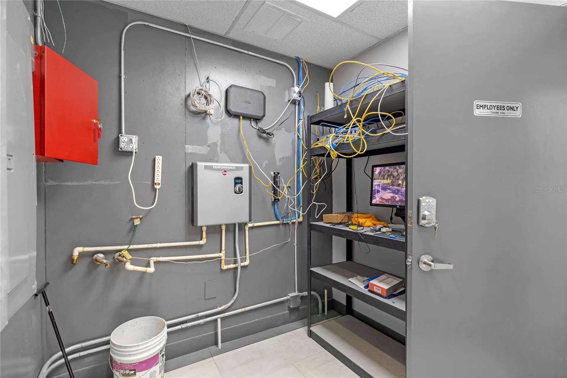 901 N Grove Street / Sr 19 Eustis FL 32726