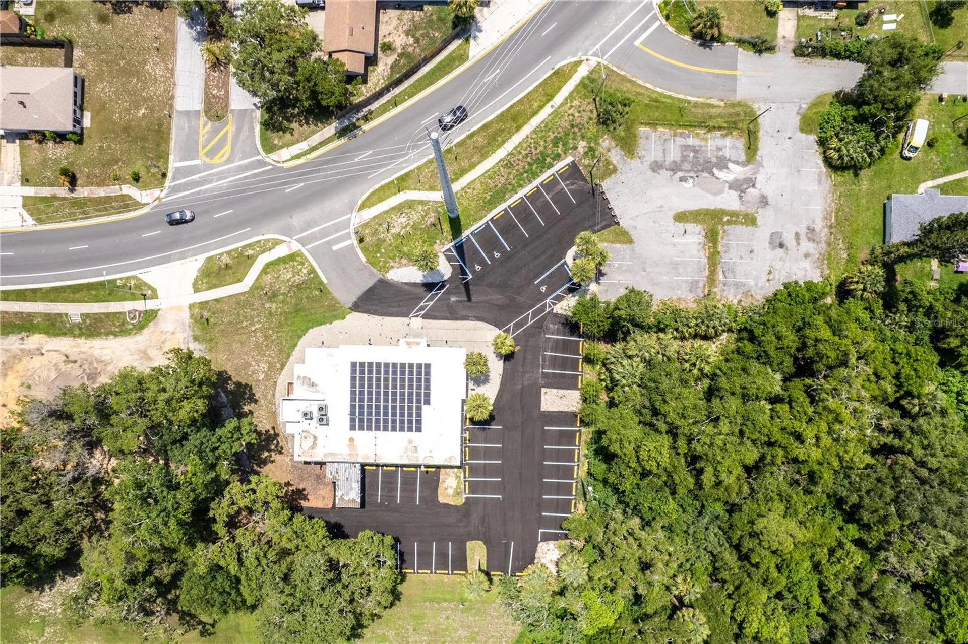 901 N Grove Street / Sr 19 Eustis FL 32726