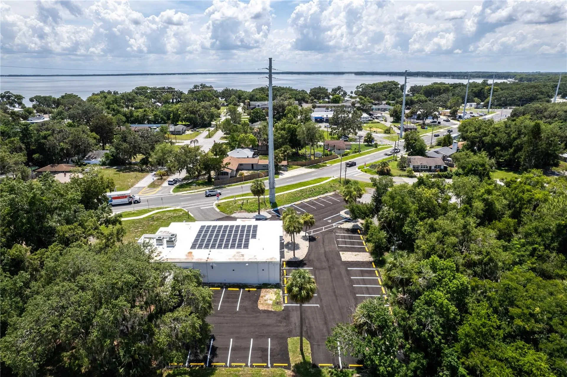 901 N Grove Street / Sr 19 Eustis FL 32726