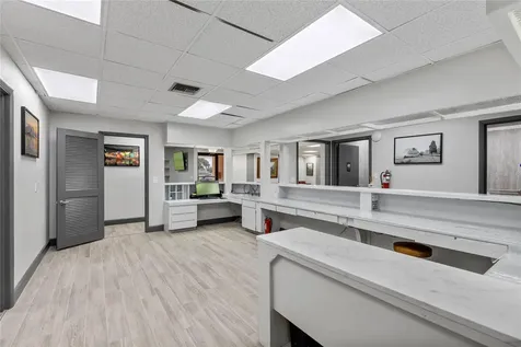 901 N Grove Street / Sr 19 Eustis FL 32726