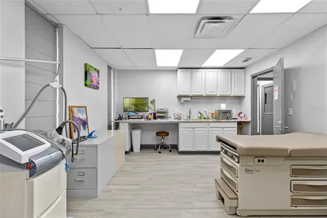 901 N Grove Street / Sr 19 Eustis FL 32726