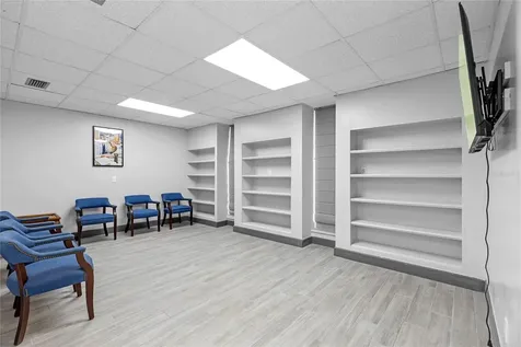 901 N Grove Street / Sr 19 Eustis FL 32726