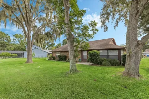 1805 Virginia Court Tavares FL 32778