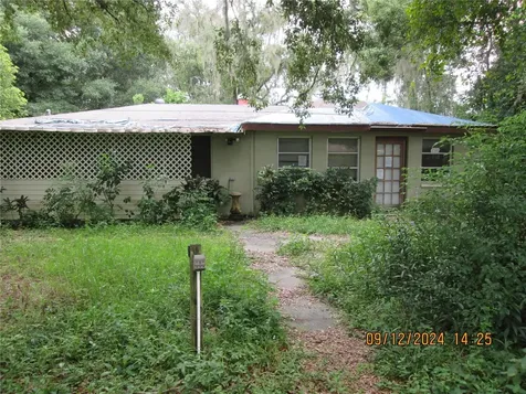 15336 16th Street Dade City FL 33523