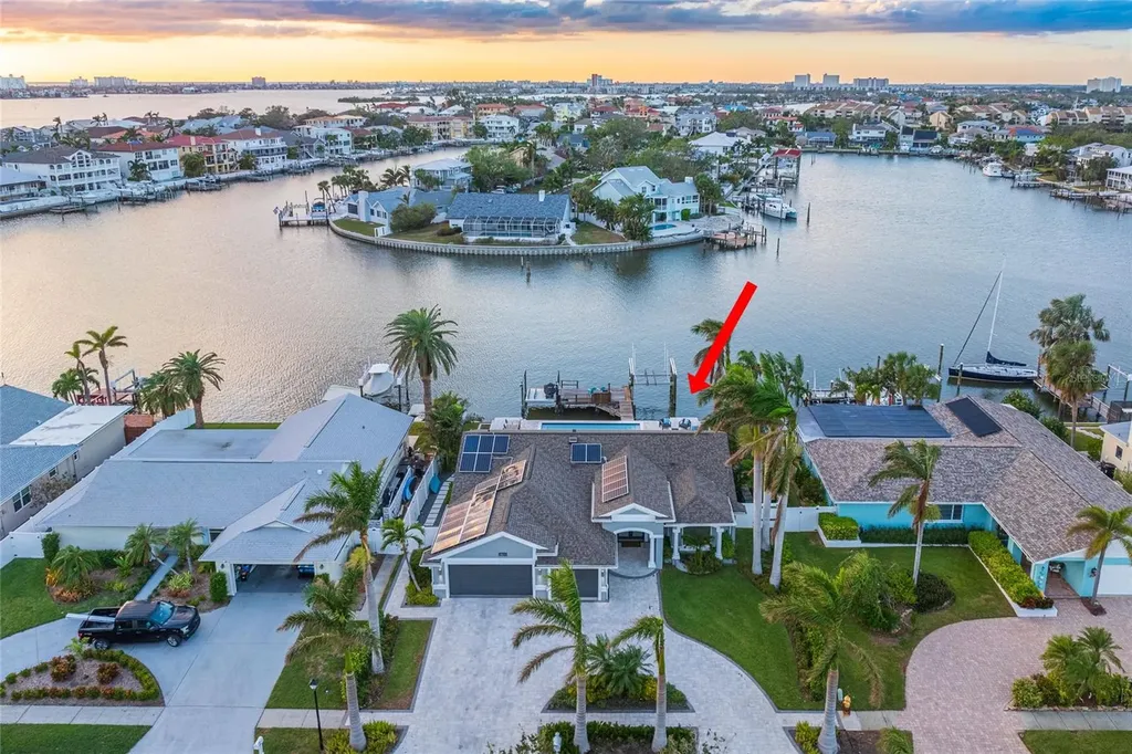 2829 Skimmer Point Drive S Gulfport FL 33707