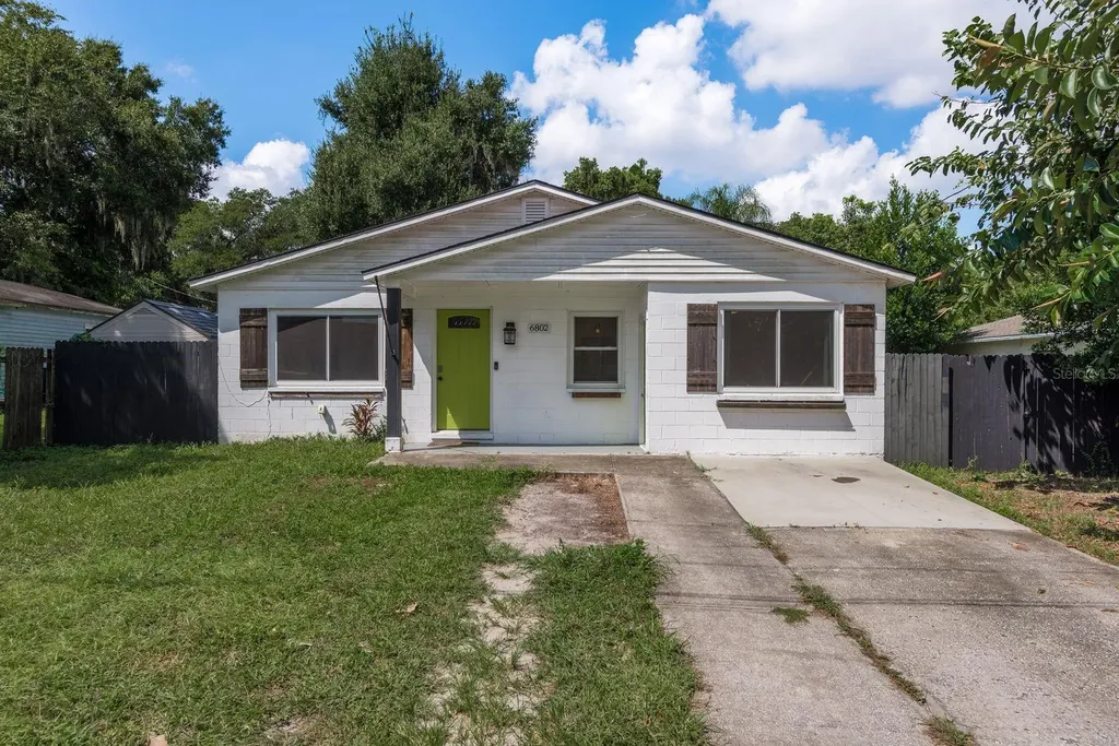 6802 Lyman Avenue Tampa FL 33610