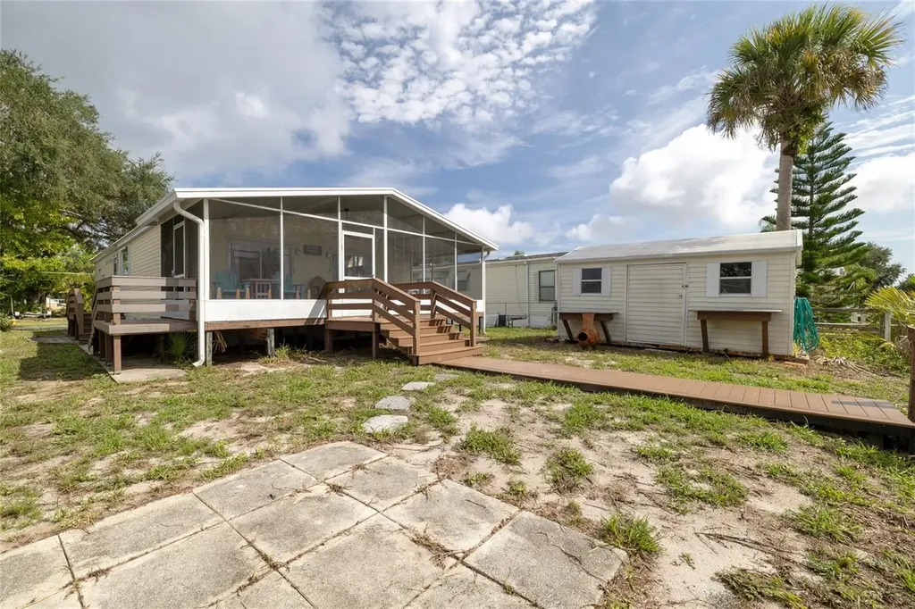 126 Charles Street Edgewater FL 32141