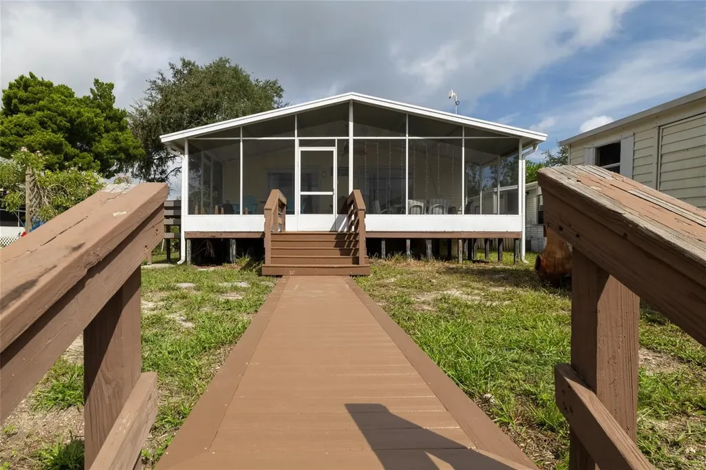 126 Charles Street Edgewater FL 32141
