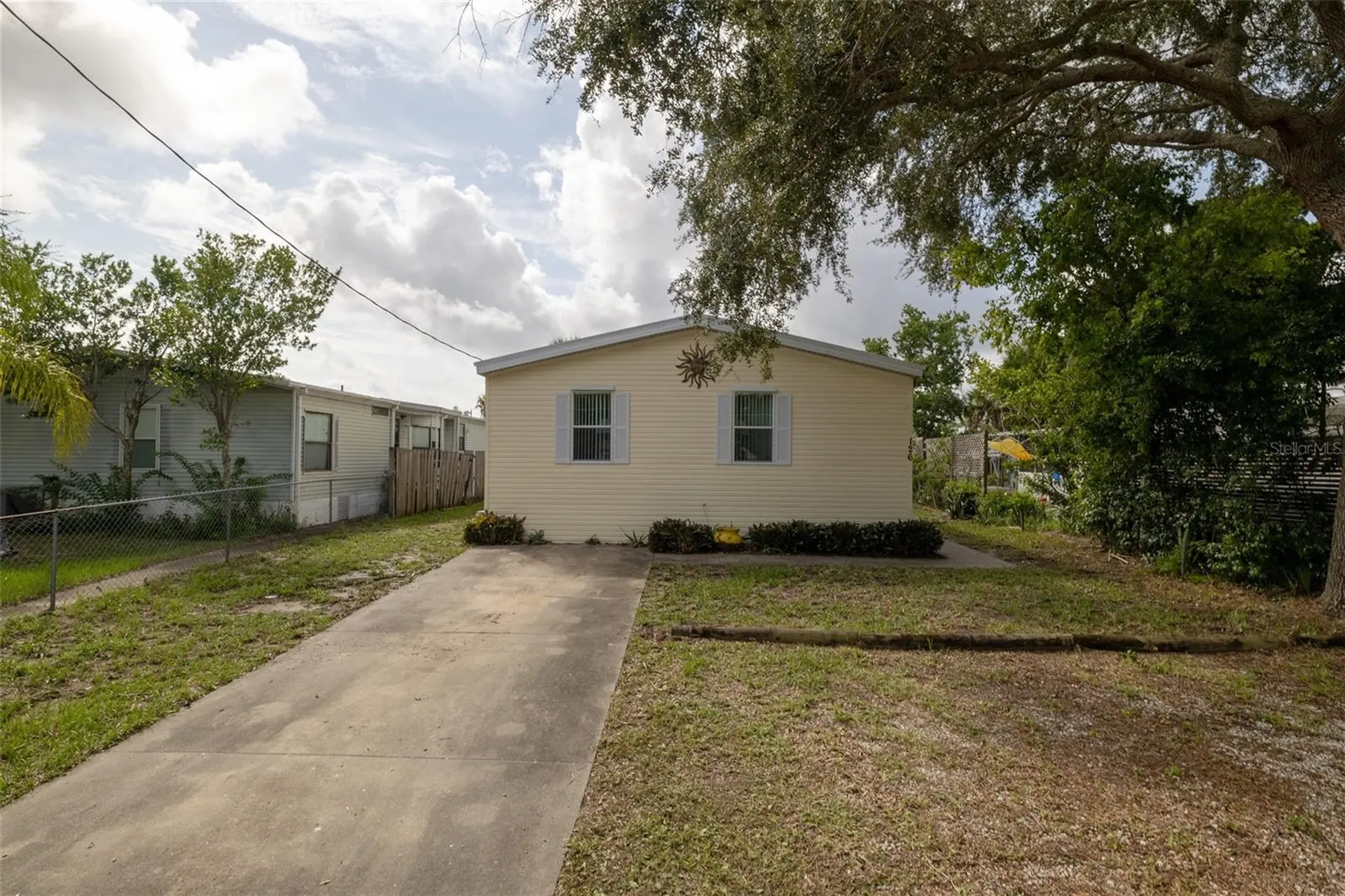 126 Charles Street Edgewater FL 32141