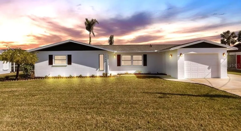 1965 Neptune Drive Englewood FL 34223