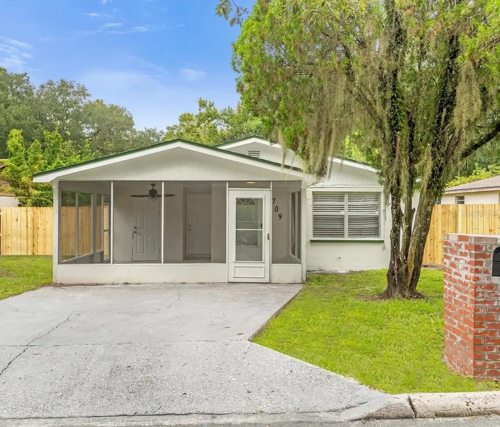 709 W Crawford Street Lakeland FL 33805