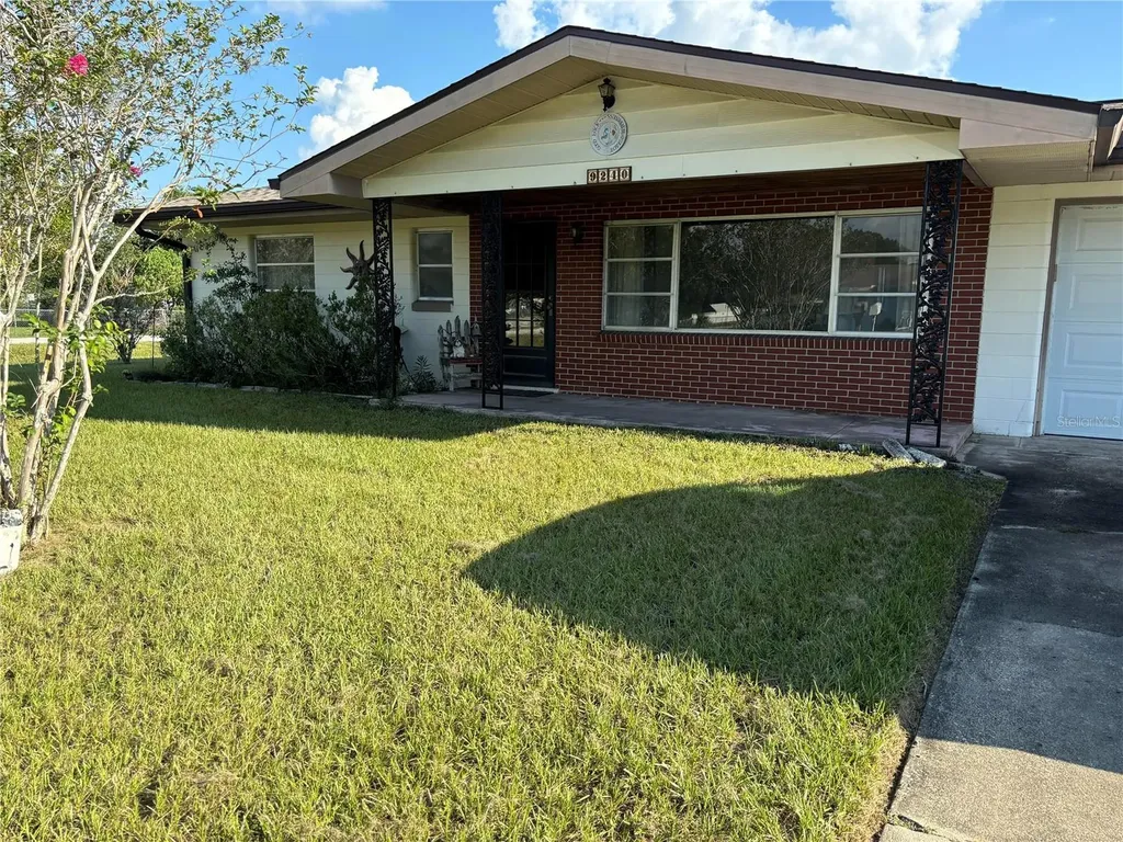 9240 SE 156th Street Summerfield FL 34491