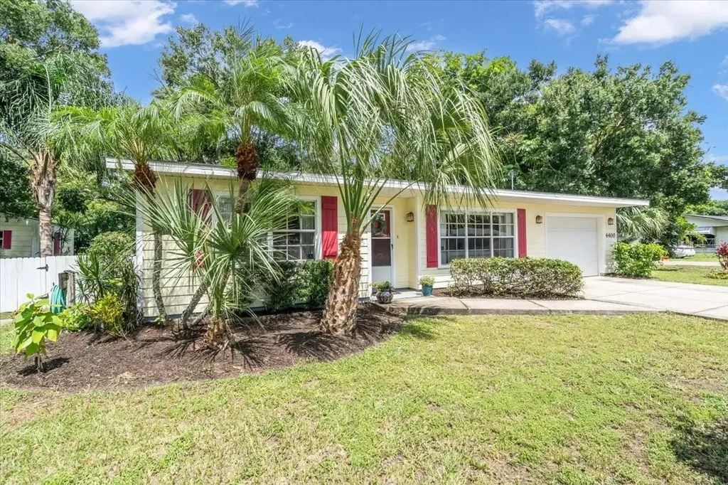4400 1st Avenue Drive NW Bradenton FL 34209