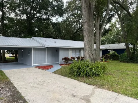 504 Maydell Drive Tampa FL 33619