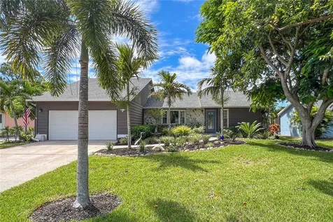 7907 24th Avenue W Bradenton FL 34209