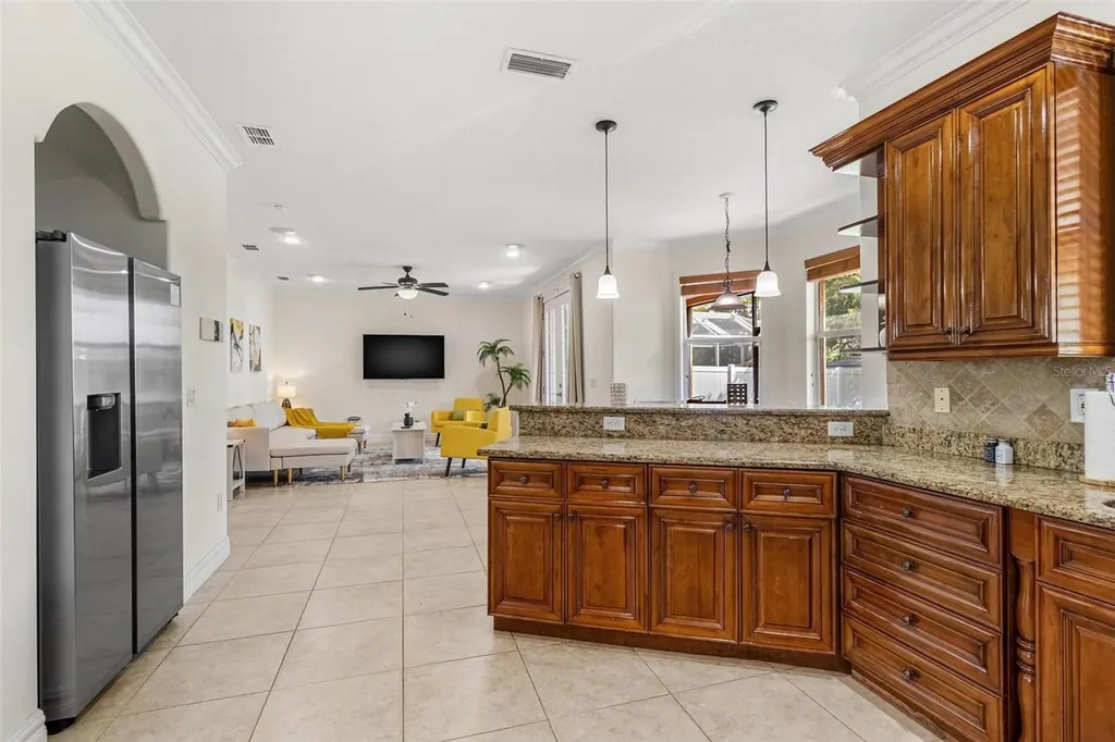11302 Southwind Lake Drive Gibsonton FL 33534