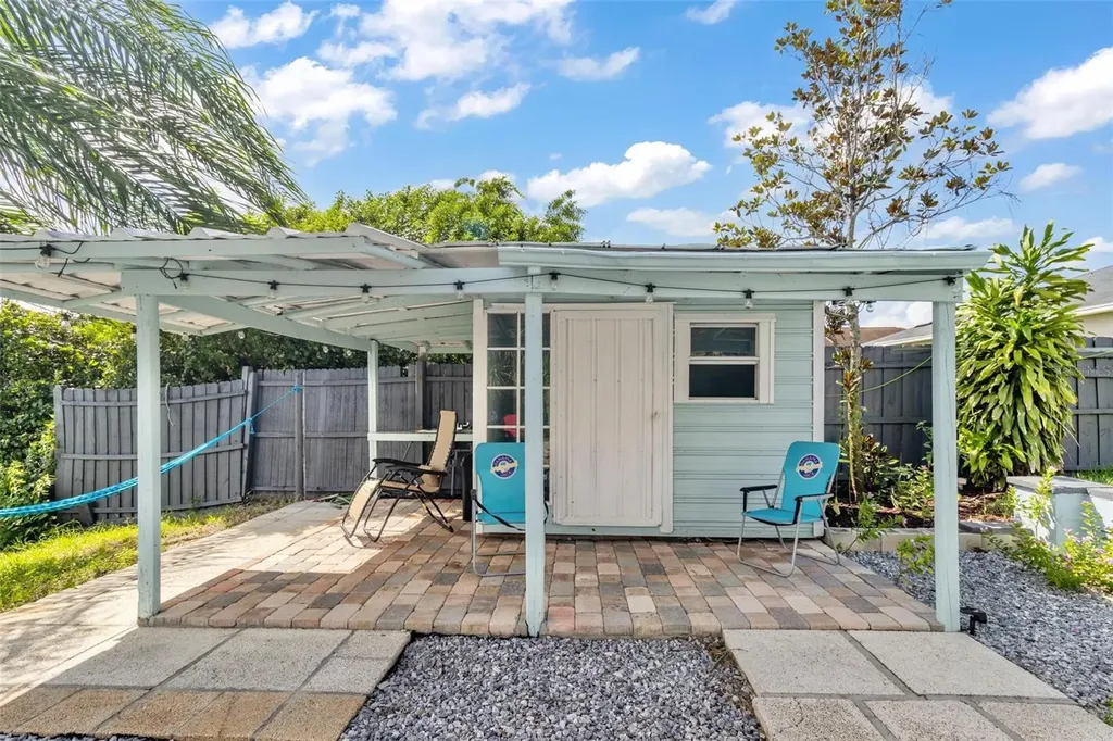11302 Southwind Lake Drive Gibsonton FL 33534