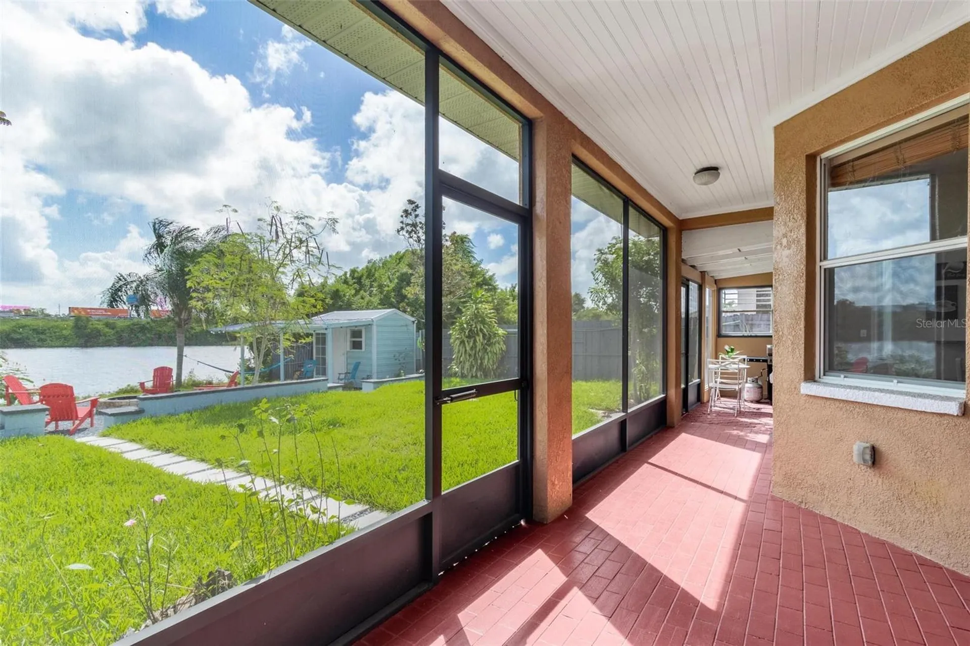 11302 Southwind Lake Drive Gibsonton FL 33534