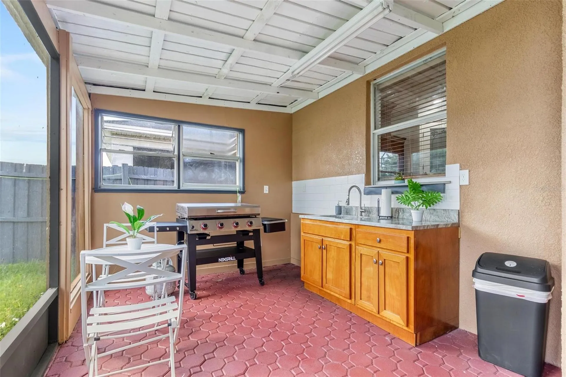 11302 Southwind Lake Drive Gibsonton FL 33534