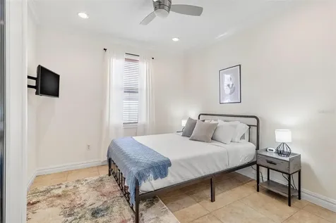 11302 Southwind Lake Drive Gibsonton FL 33534