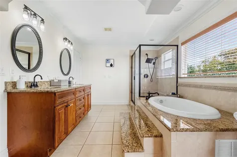 11302 Southwind Lake Drive Gibsonton FL 33534