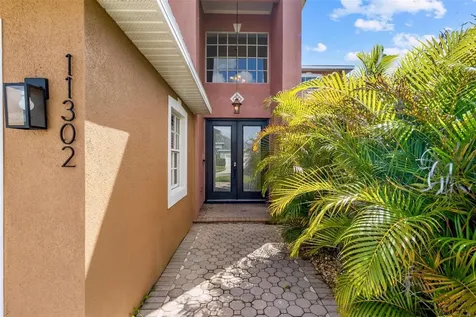 11302 Southwind Lake Drive Gibsonton FL 33534