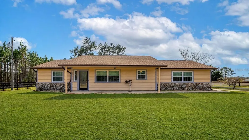 1327 W State Road 40 Pierson FL 32180