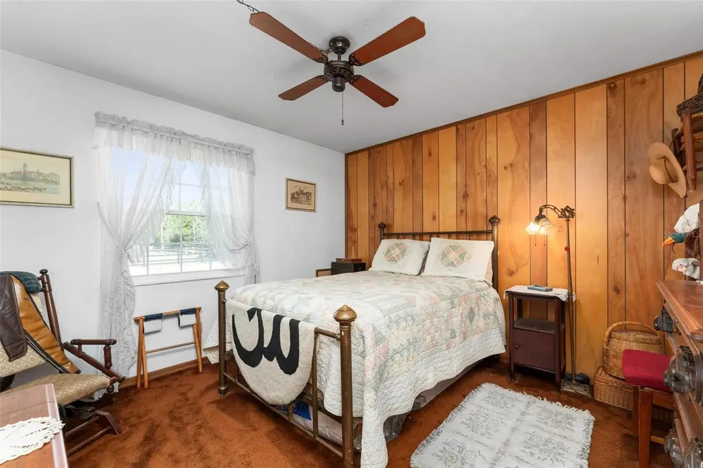 1327 W State Road 40 Pierson FL 32180