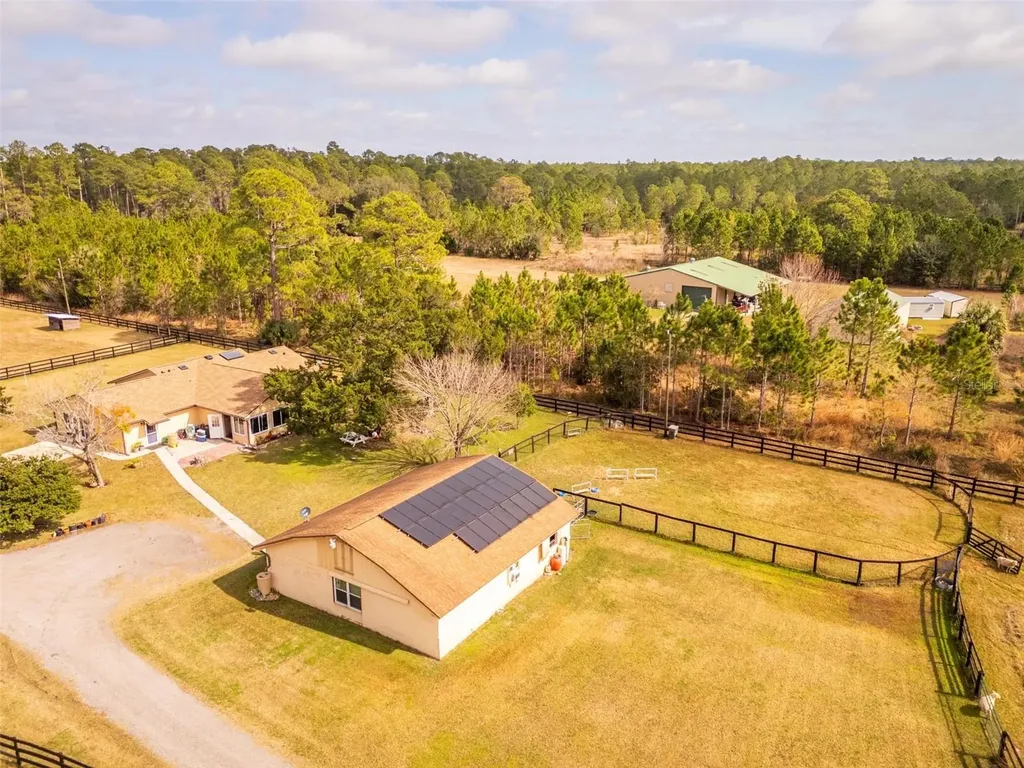 1327 W State Road 40 Pierson FL 32180